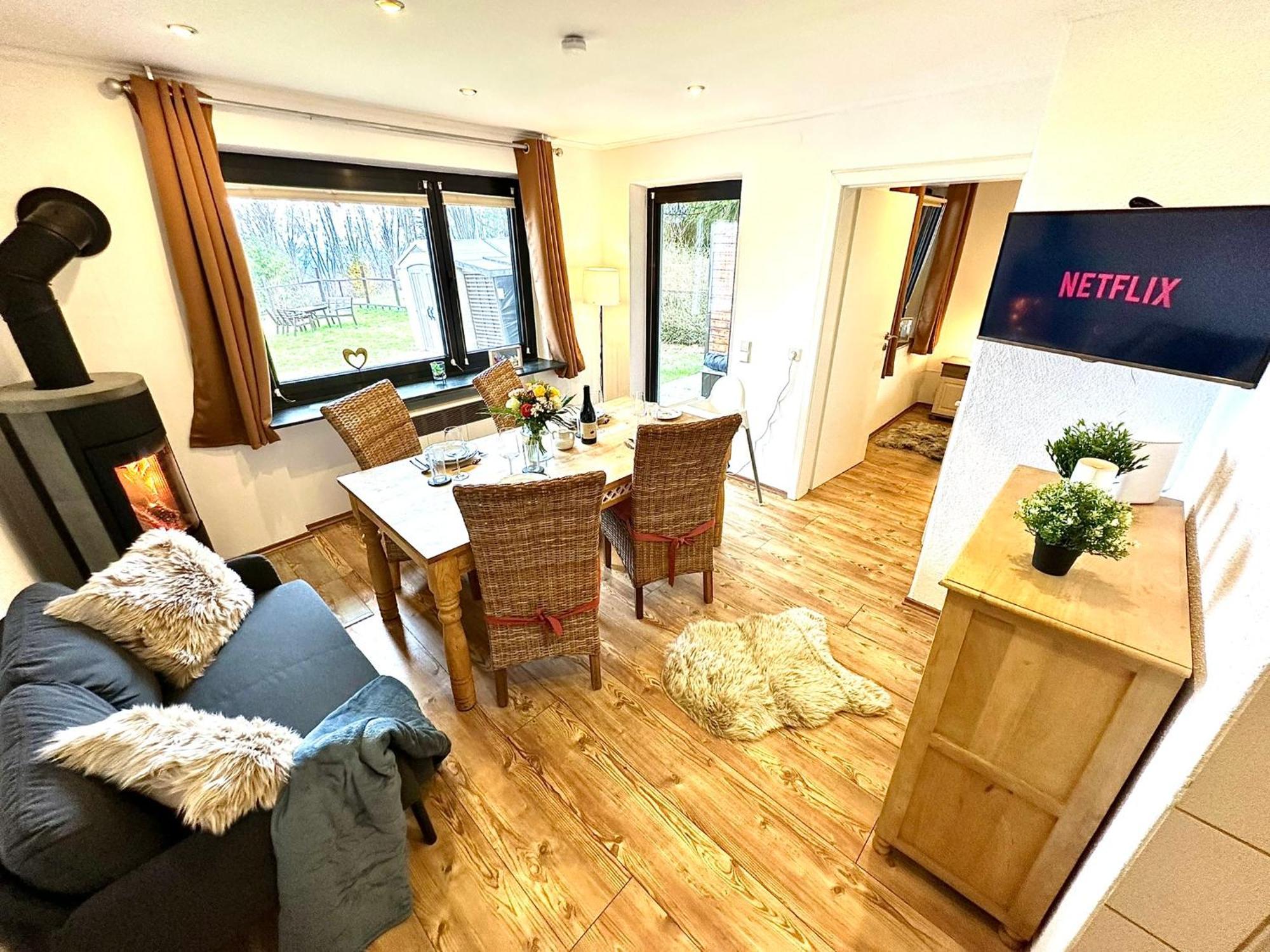 Gemuetliches Alpenblick Berg-Bungalow + Grosser Garten + Netflix! Schöfweg Kültér fotó