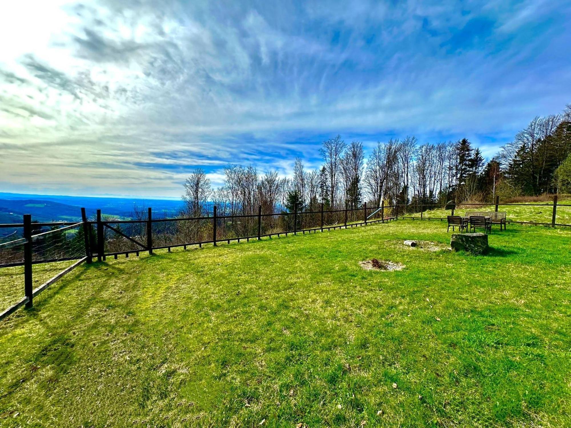 Gemuetliches Alpenblick Berg-Bungalow + Grosser Garten + Netflix! Schöfweg Kültér fotó